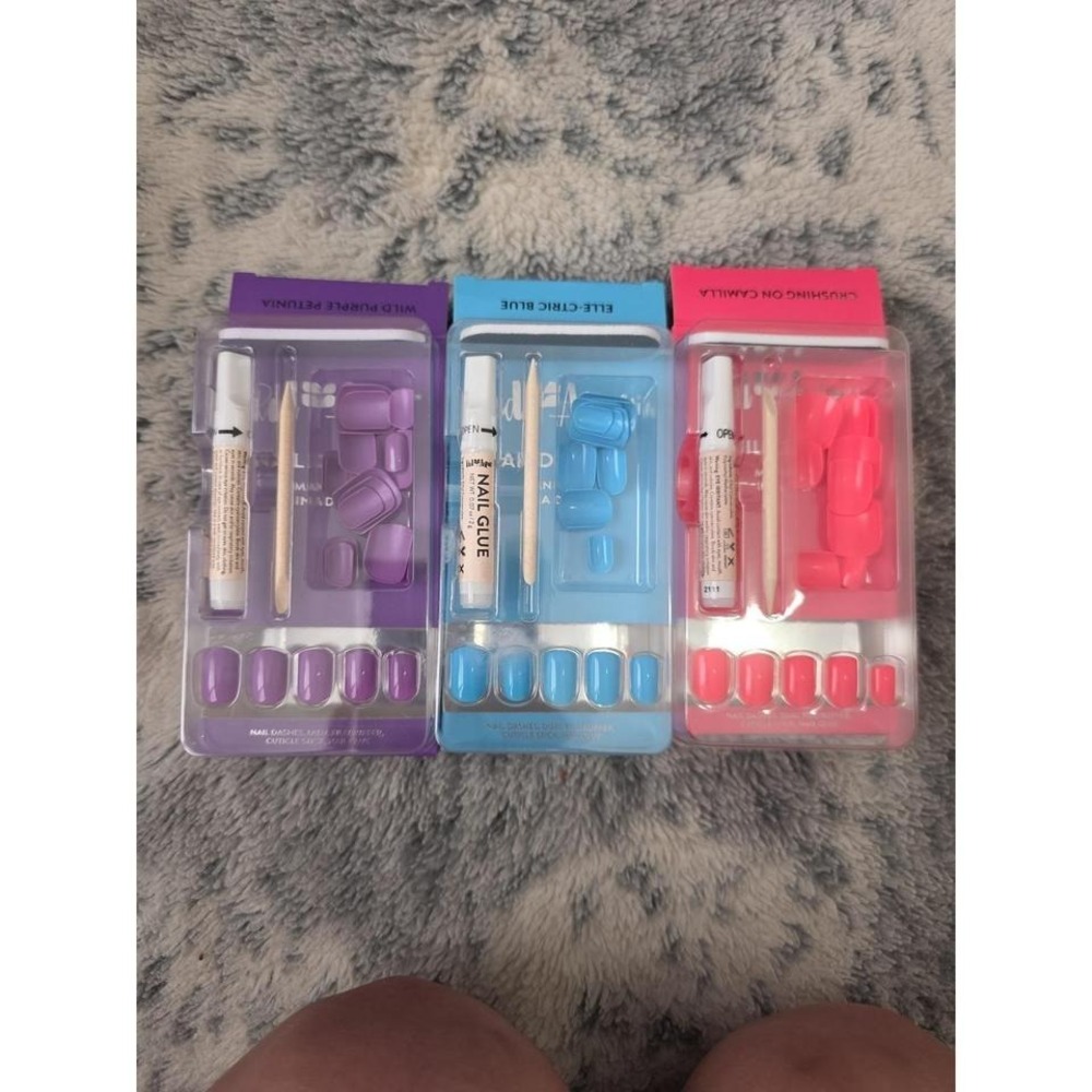 Red Aspen Partial Sets For Mixed Manis